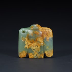 A piece of ancient jade "jade eagle" ornament