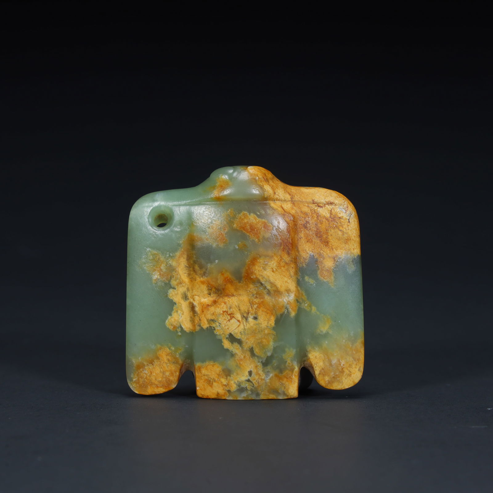 A piece of ancient jade "jade eagle" ornament (1 of 12)
