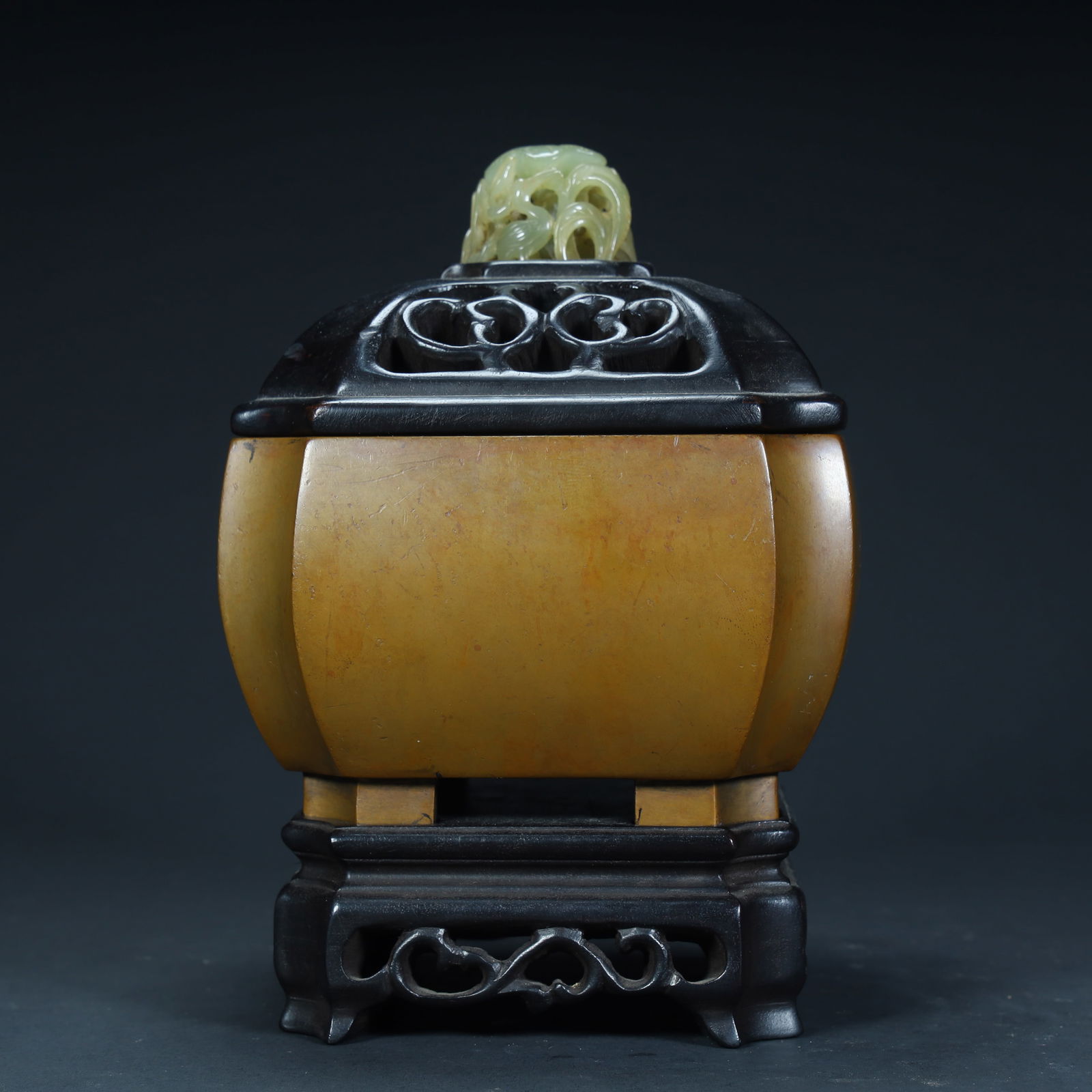 A Qing Dynasty copper melon prismatic aroma diffuser - 4