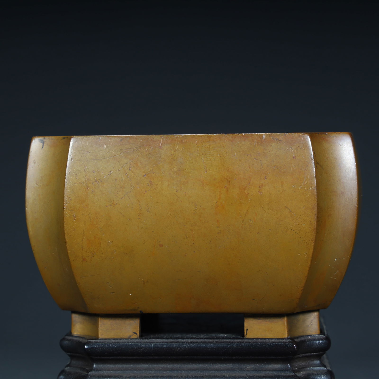 A Qing Dynasty copper melon prismatic aroma diffuser - 8