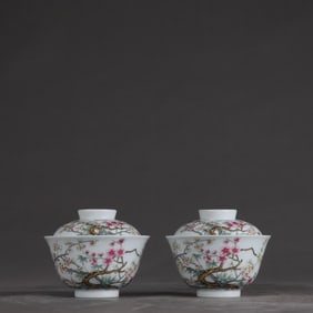 A pair of Qing Qianlong (awe hall model) pastel peach blossom March gaiwan