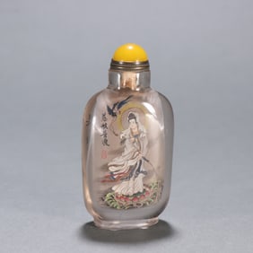 A piece of natural crystal inner painting Cihang Pudu snuff bottle
