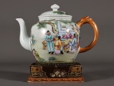 A Qing Qianlong pastel figure pot