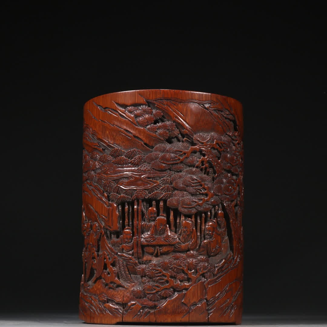 A Qing Dynasty bamboo carving Panasonic chess pen holder (1 of 9)