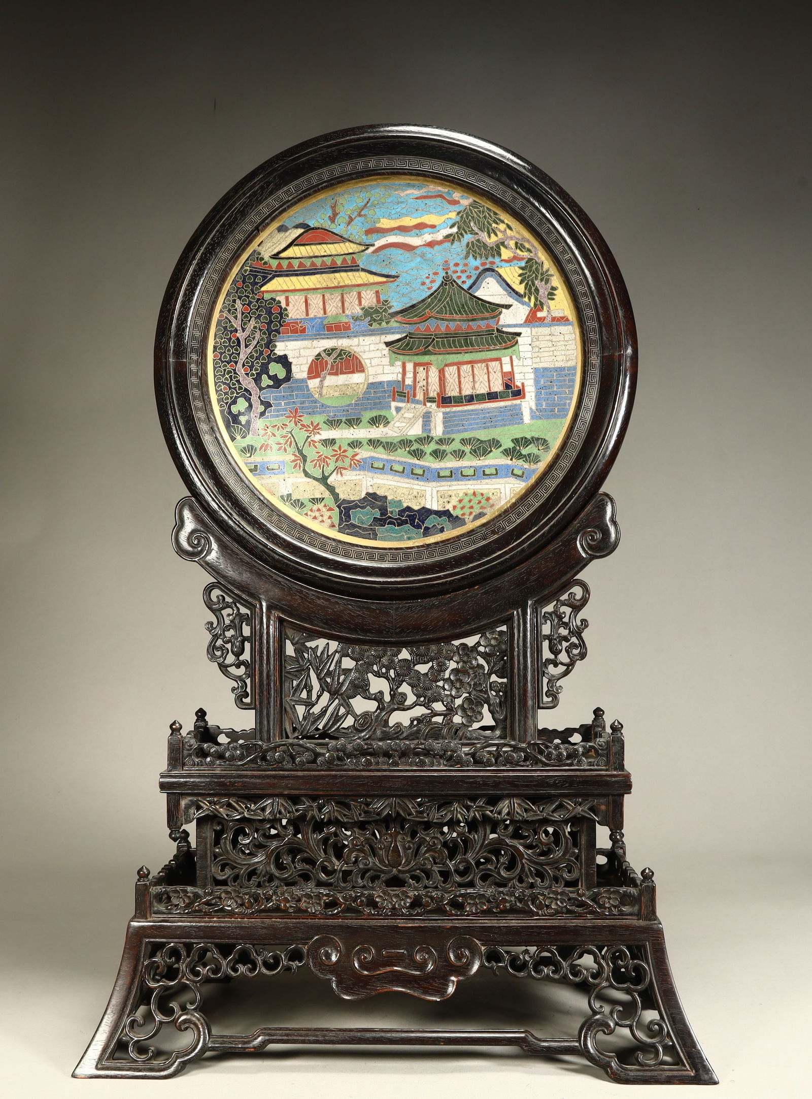 A round screen with a cloisonné enamel landscape pavilion pattern in the Qing Dynasty (1 of 12)