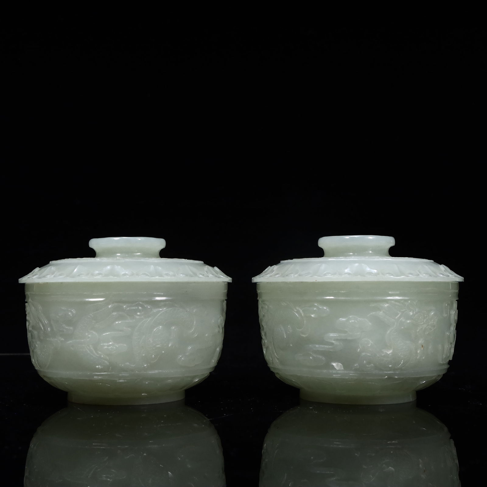 A pair of Hetian jade bowls (1 of 9)