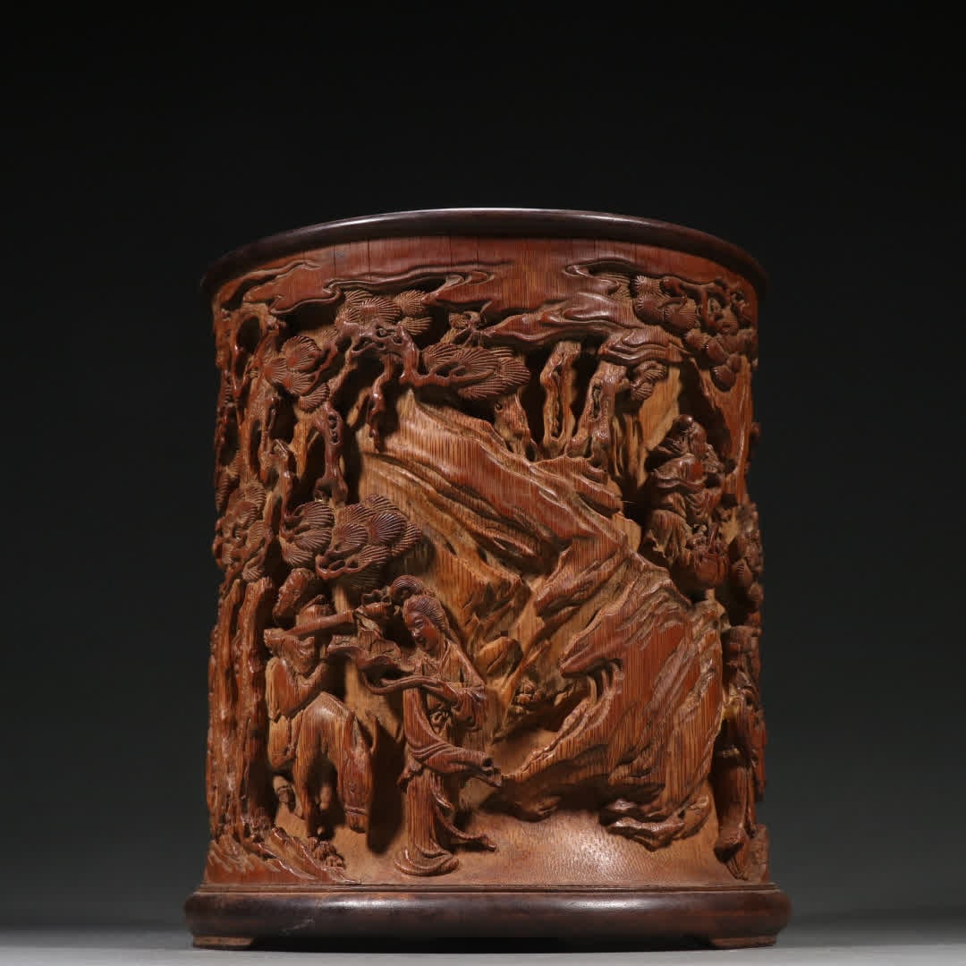 A Qing Dynasty bamboo carving character picture story pen holder: Qing Dynasty bamboo carving character picture story pen holder SIZE: H:16.7cm W:14.8cm W:628g (The Dimensions Of All Batches Are Manually Measured.If You Need More Detailed Information, Please Contact