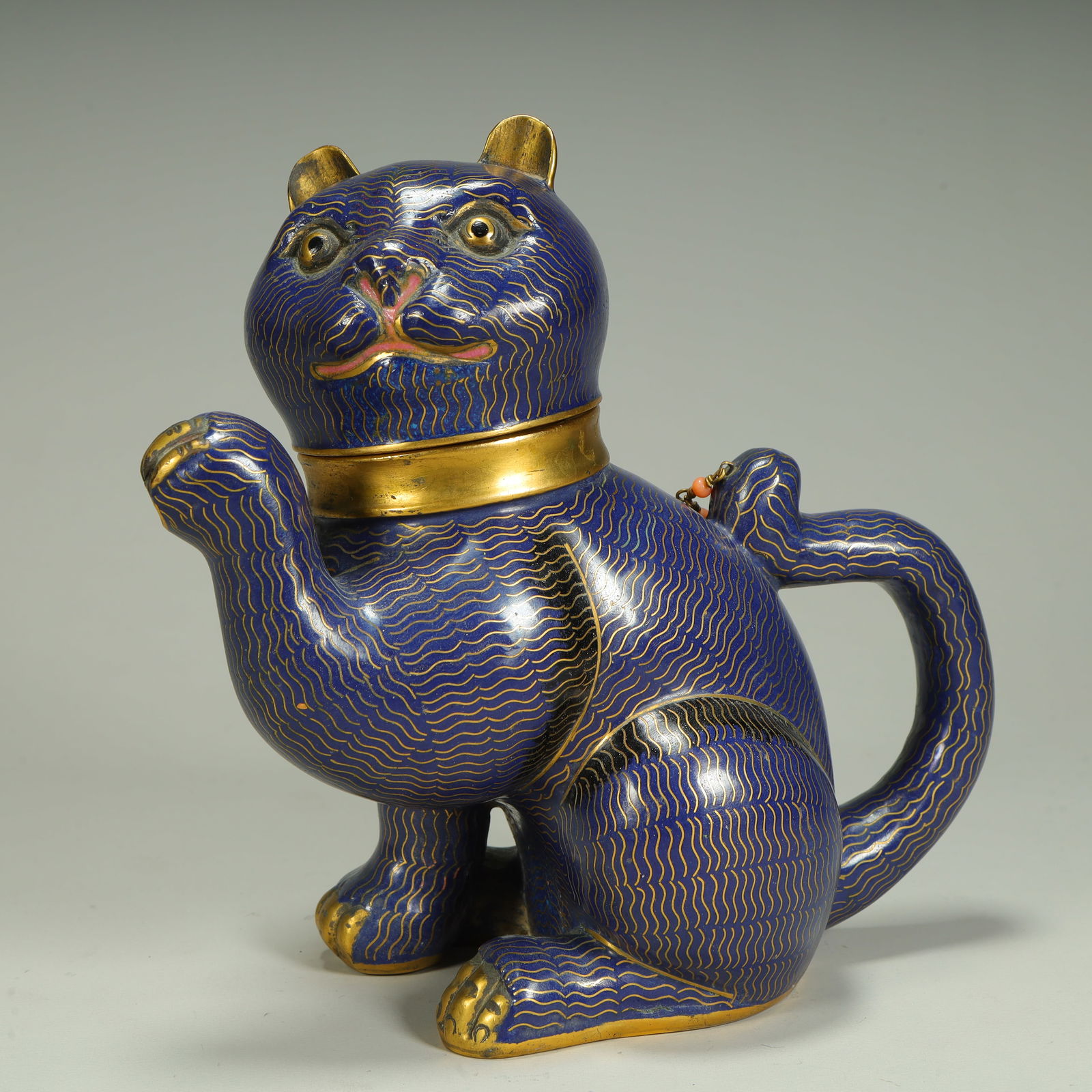 A copper-tired cloisonné enamel cat-shaped pot (1 of 11)
