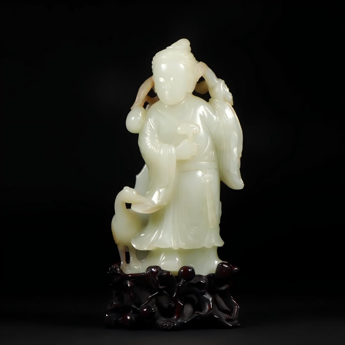 A Qing Dynasty Hetian jade magu birthday ornament (1 of 9)