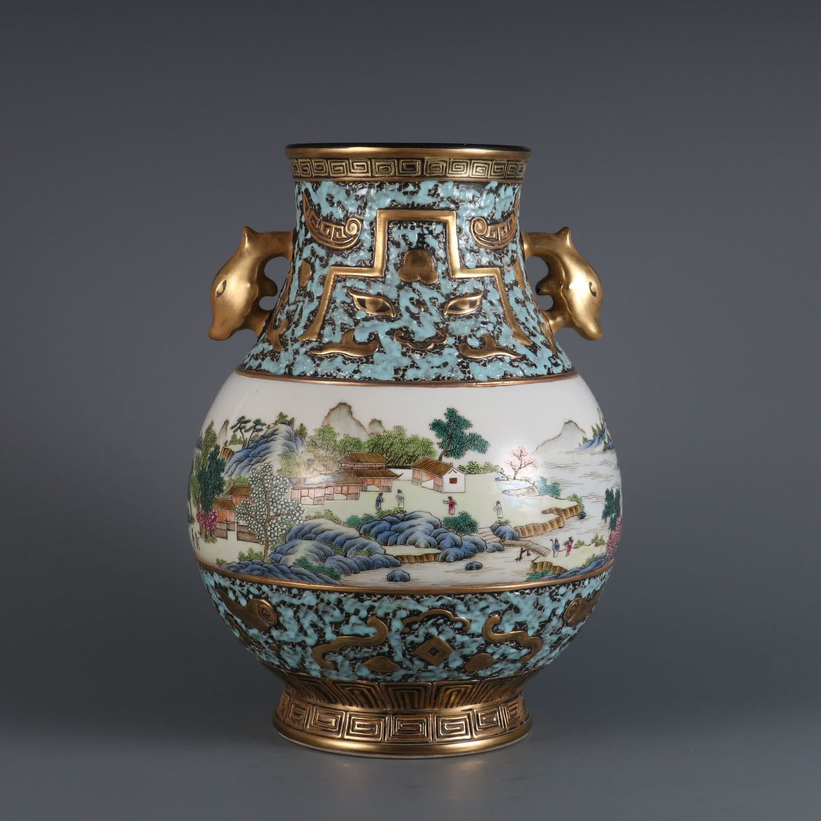 A piece of Qing Qianlong era bronze color gold window landscape picture figure picture dove ear pear: Qing Qianlong years bronze color gilded window landscape picture figure picture dove ear zun SIZE: H:27.5cm abdominalD:19cm mouthD:11cm (The Dimensions Of All Batches Are Manually Measured.If You Need