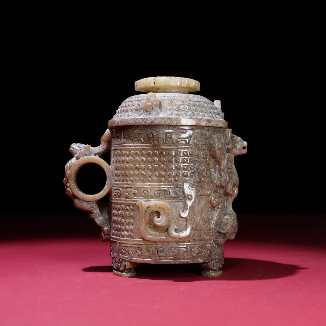 A Han Dynasty jade phoenix bird cup (1 of 9)