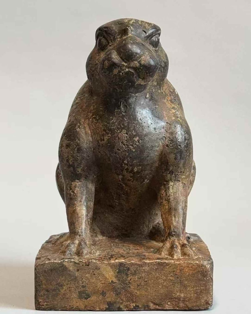 A bluestone rabbit (1 of 7)