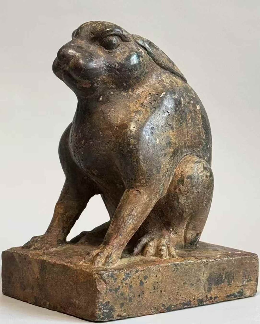 A bluestone rabbit - 3