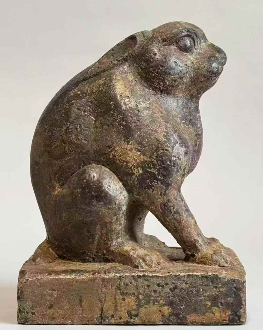 A bluestone rabbit - 4