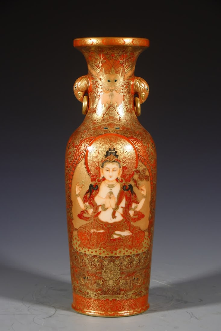 A Qing Qianlong elephant ear thangka Guanyin Buddha firecracker bottle: Qing Qianlong elephant ear thangka Guanyin Buddha firecracker bottle SIZE: H: 41cm mouthD: 11cm Bottom diameter 11.5cm (The Dimensions Of All Batches Are Manually Measured.If You Need More