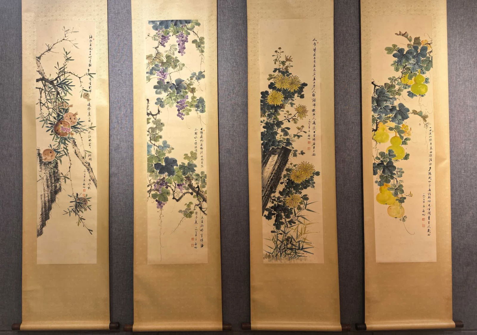 A picture of flowers and vegetables of Qi Gong (1 of 13)