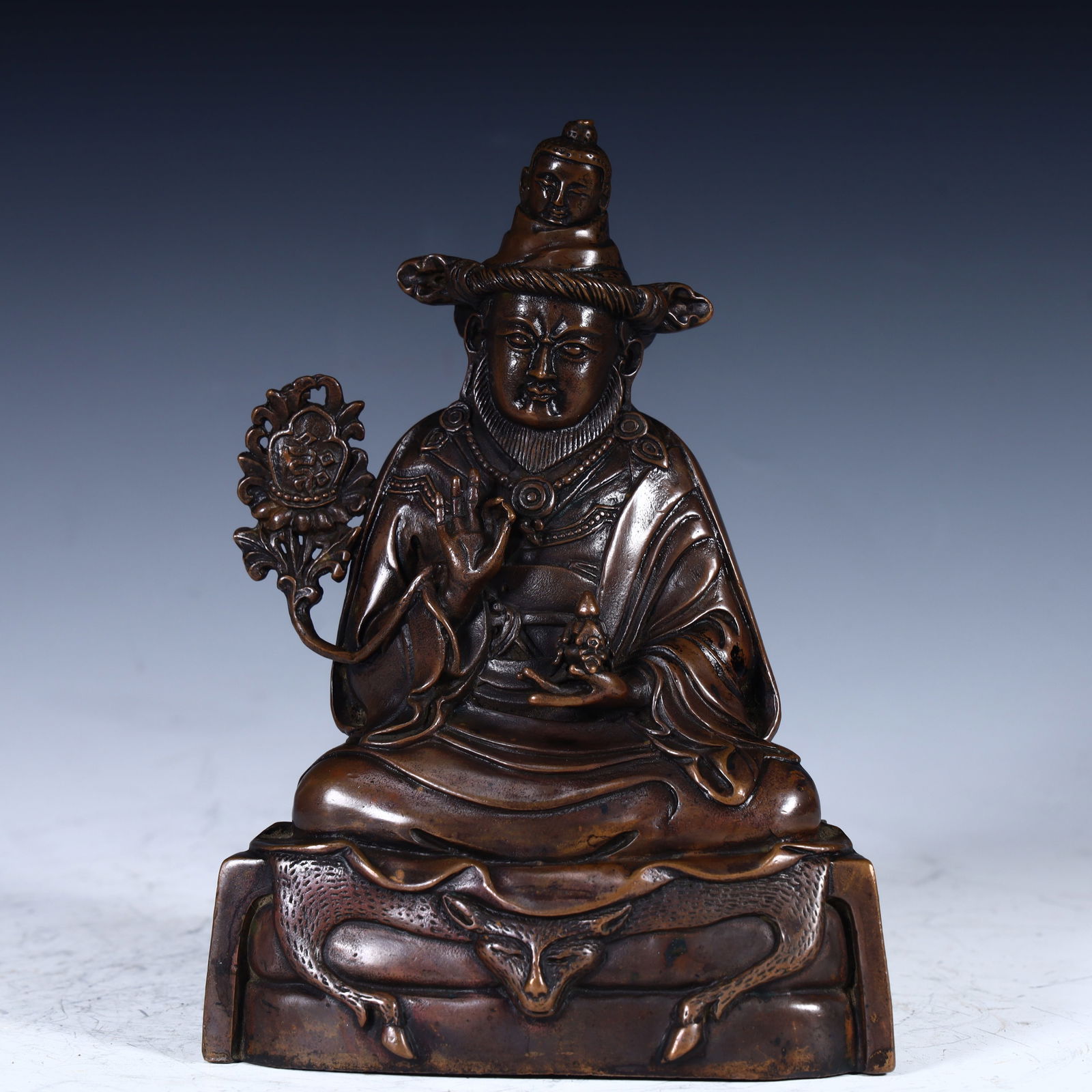 A statue of Master Fuzang in the Qing Dynasty (1 of 10)