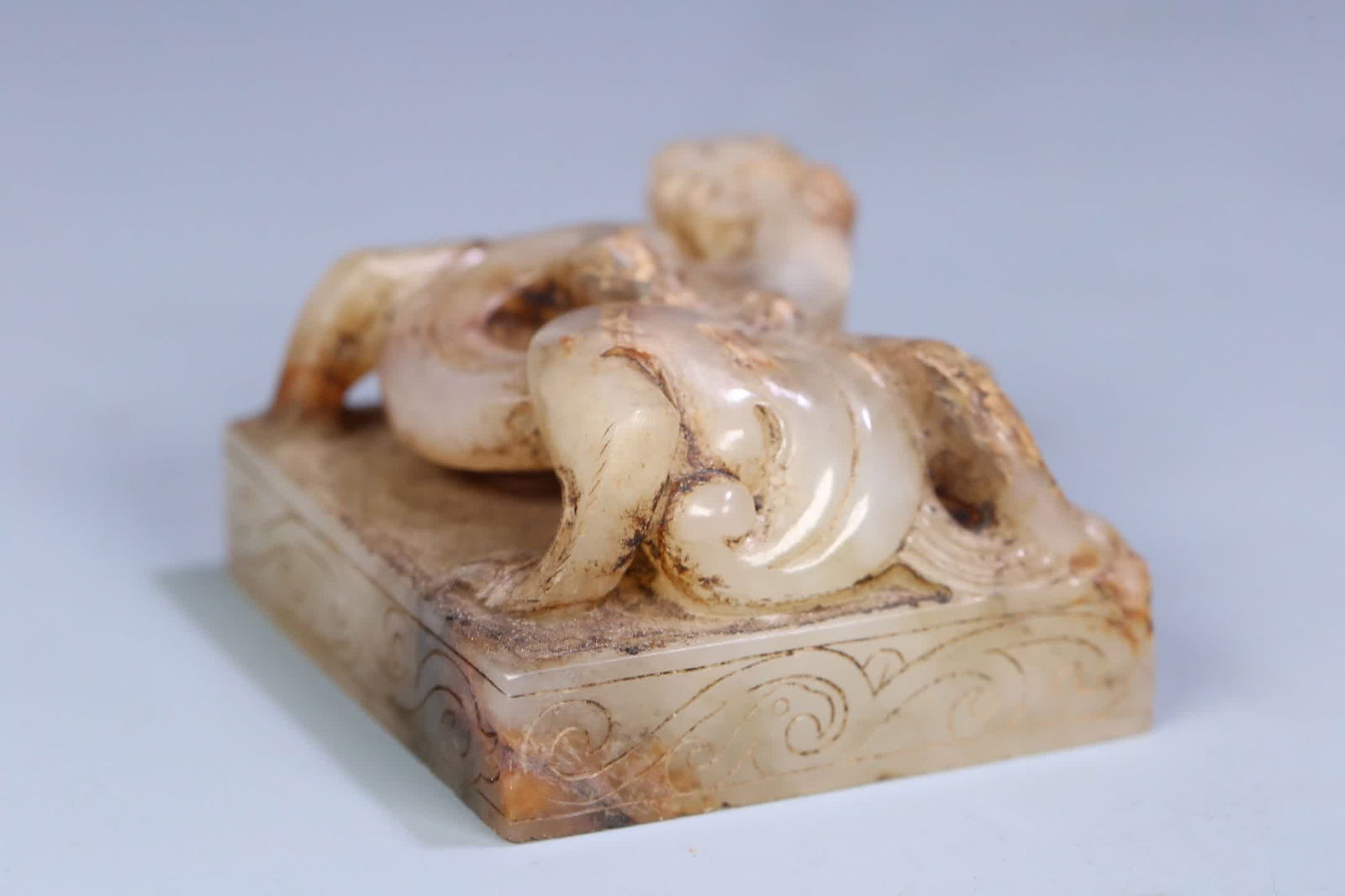 An ancient jade dragon button seal - 4