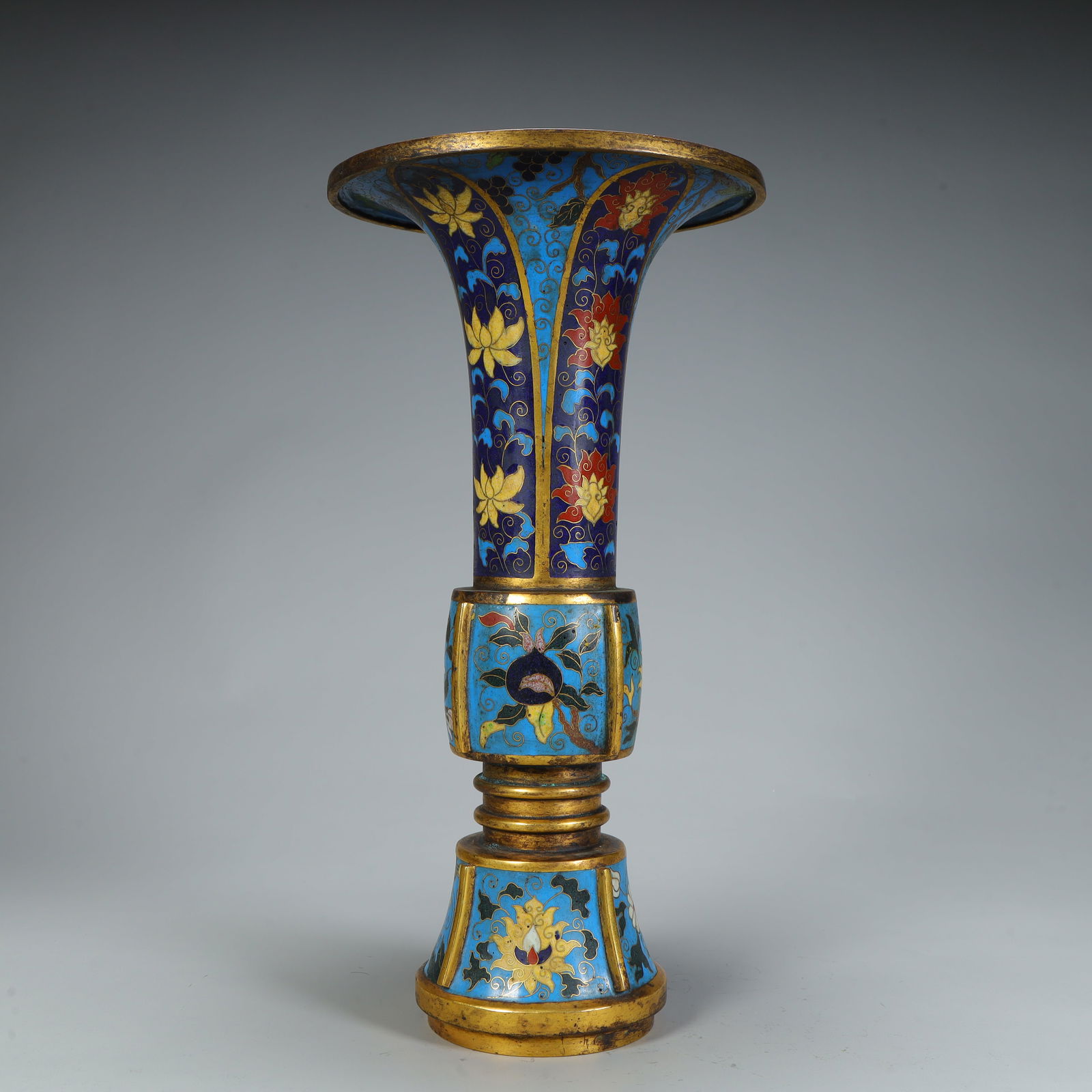 A Qing Dynasty cloisonné "floral pattern" flower cup (1 of 12)