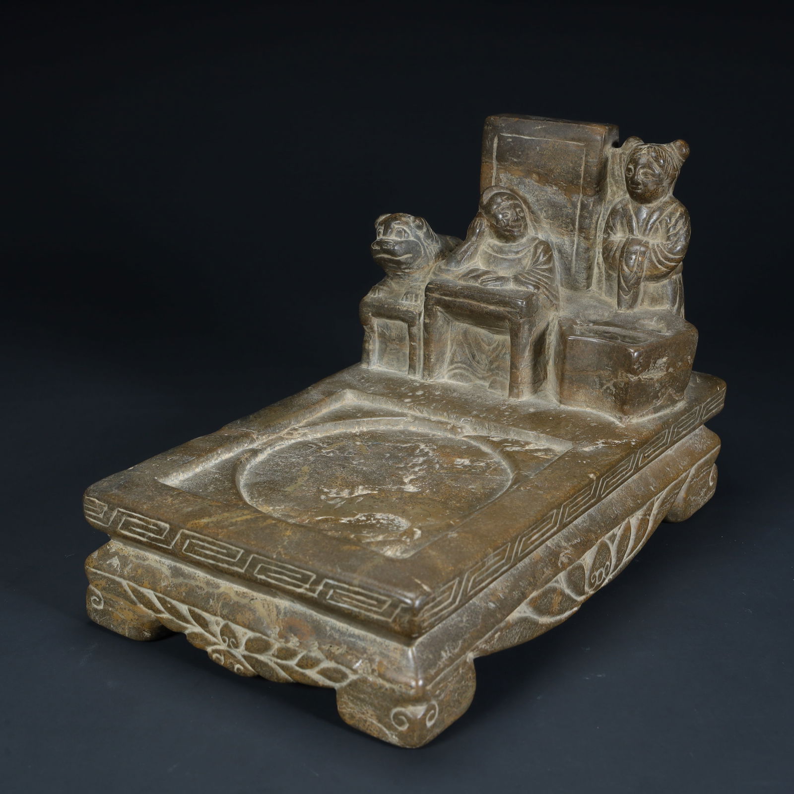 A Song Dynasty caviar stone character story inkstone (1 of 12)