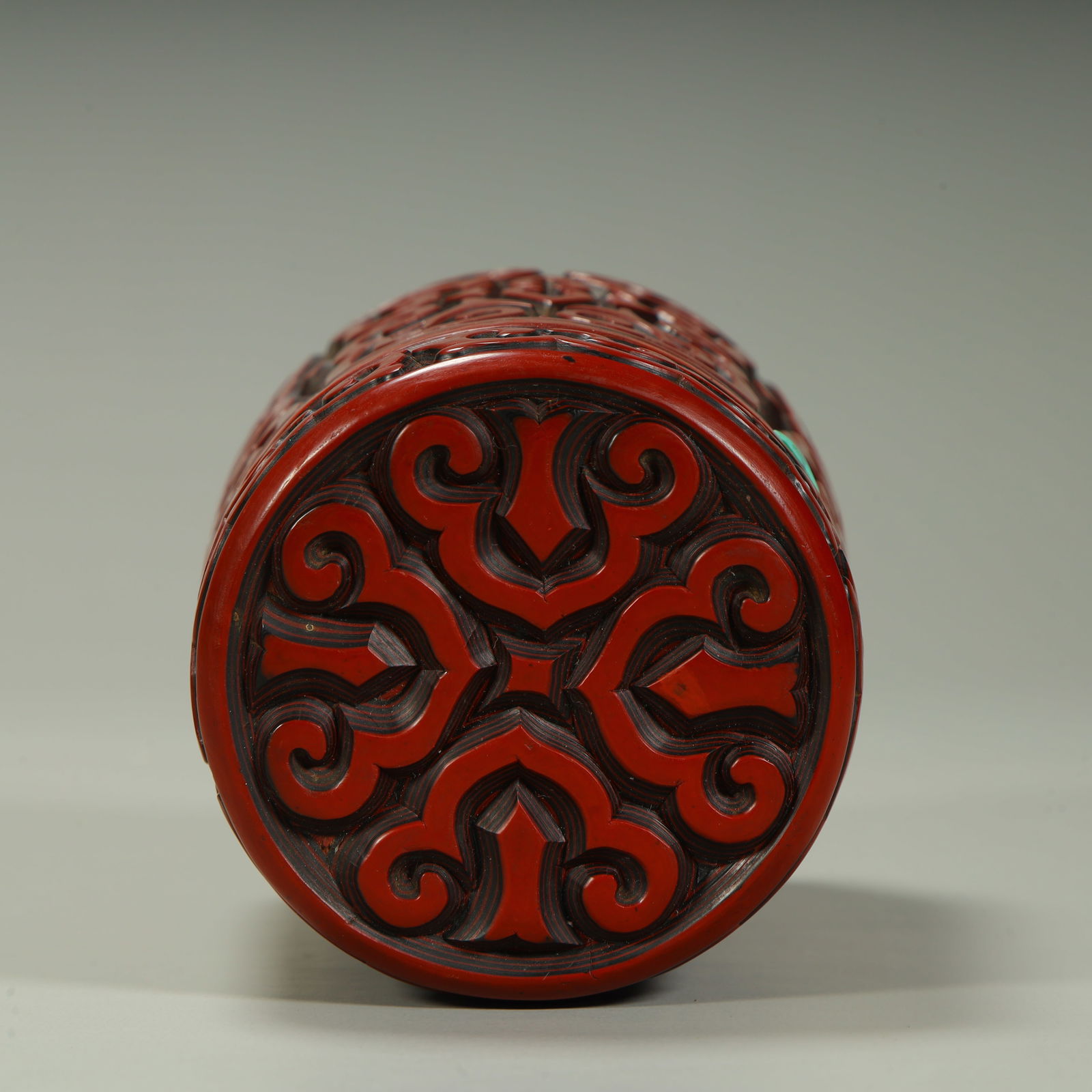 A red entwined study set - 8