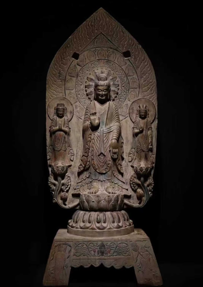 A large backrest of three Buddhas painted in bluestone in the Northern Wei Dynasty: The Northern Wei Dynasty bluestone painted three Buddha backrests SIZE: H: 155cm W: 68cm thickness 47cm (The Dimensions Of All Batches Are Manually Measured.If You Need More Detailed Information,