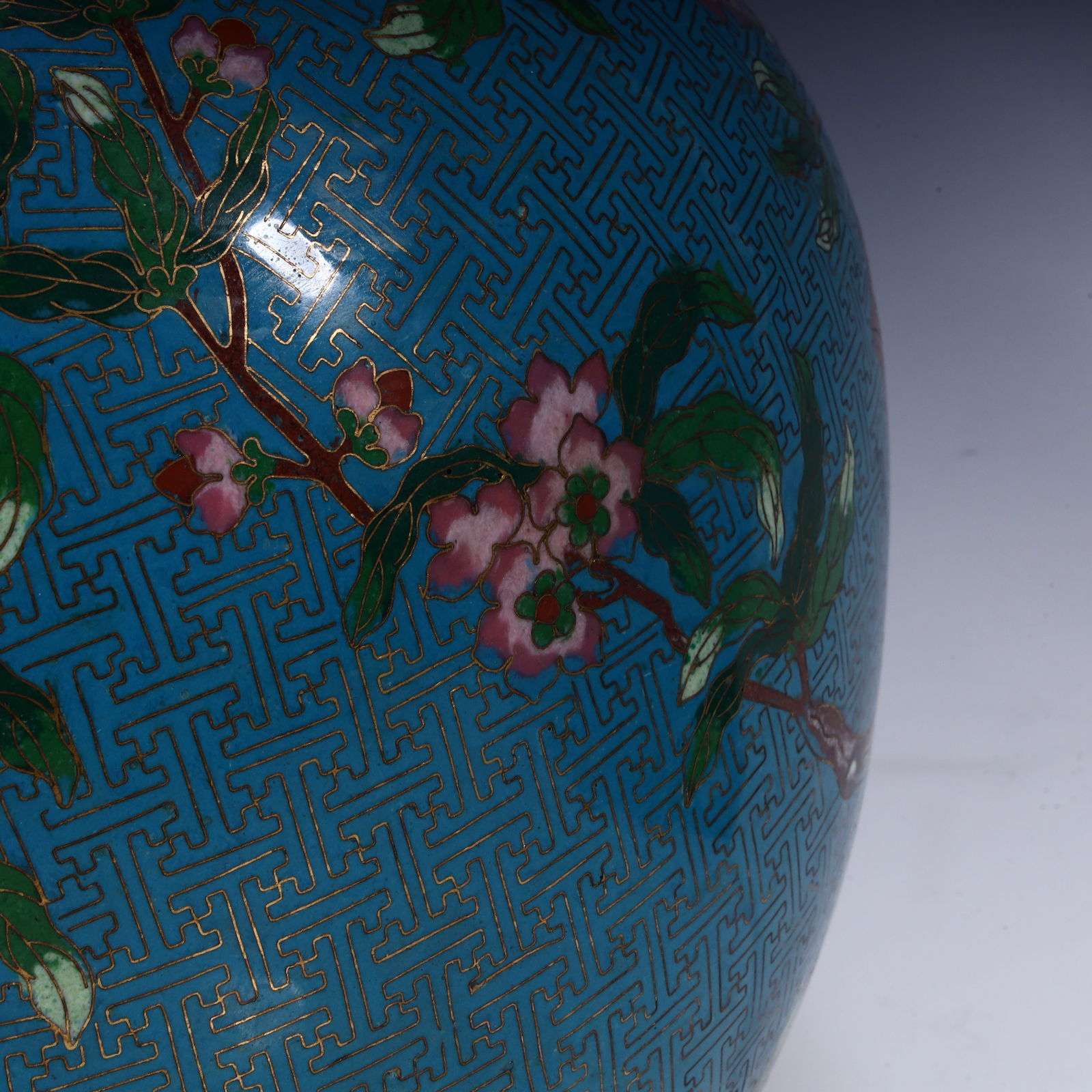 A cloisonné tea jar - 4