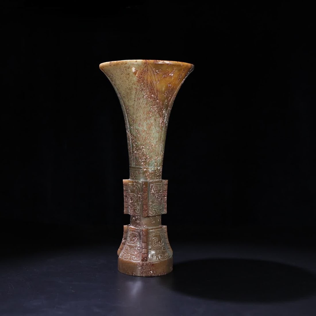 A Han Dynasty jade flower cup (1 of 9)