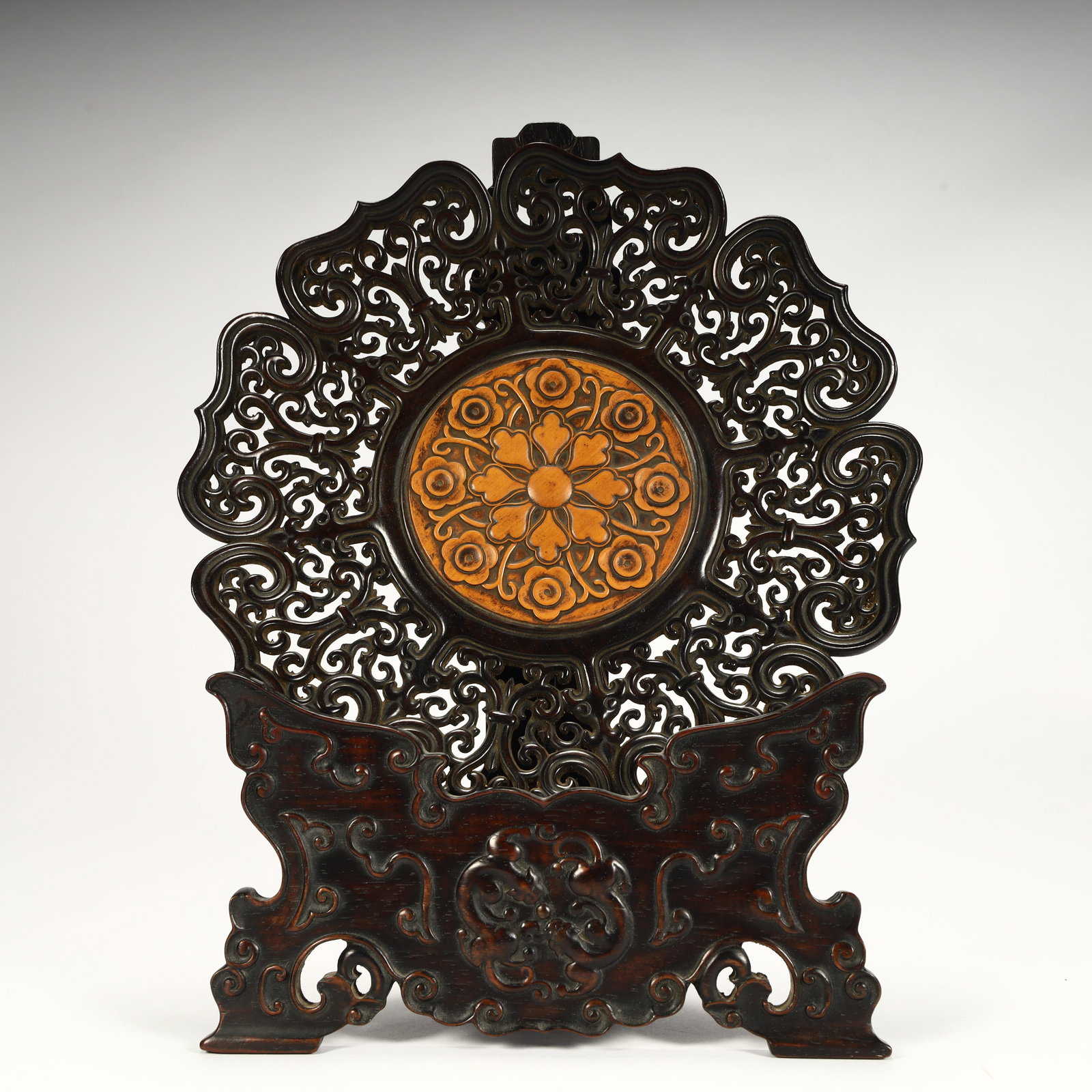 A Qing Dynasty mahogany inlaid boxwood carved flower pattern seat screen (1 of 9)