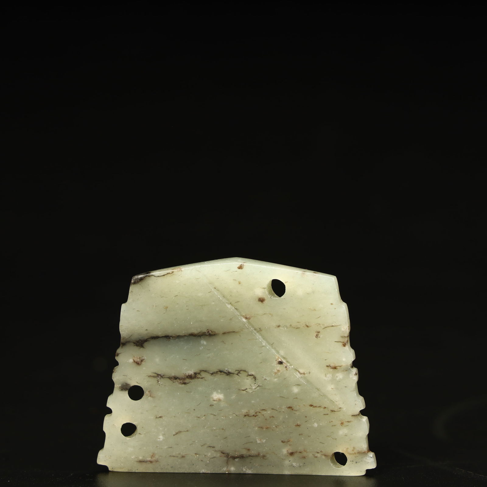 A jade relative with a beast face pattern - 4