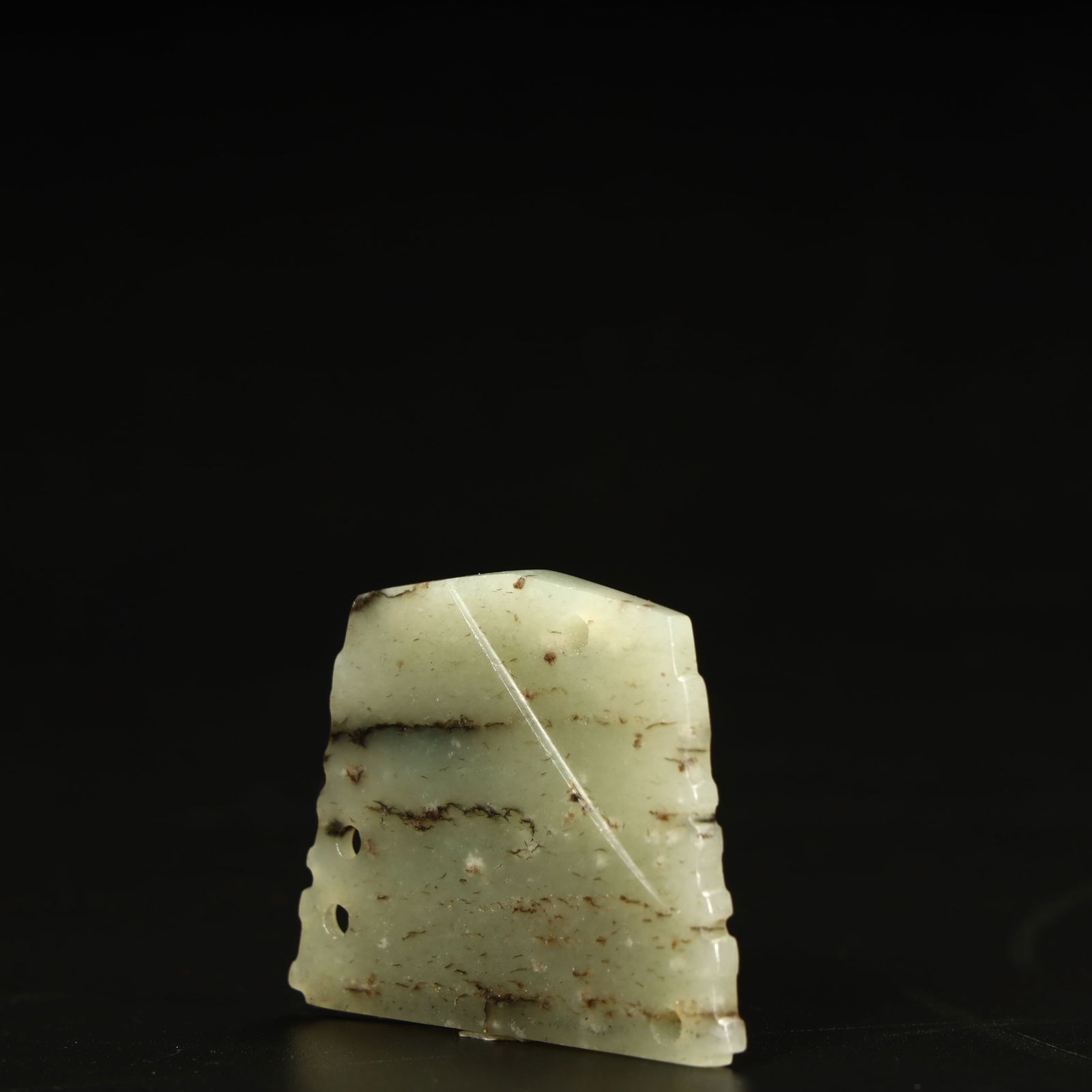 A jade relative with a beast face pattern - 6