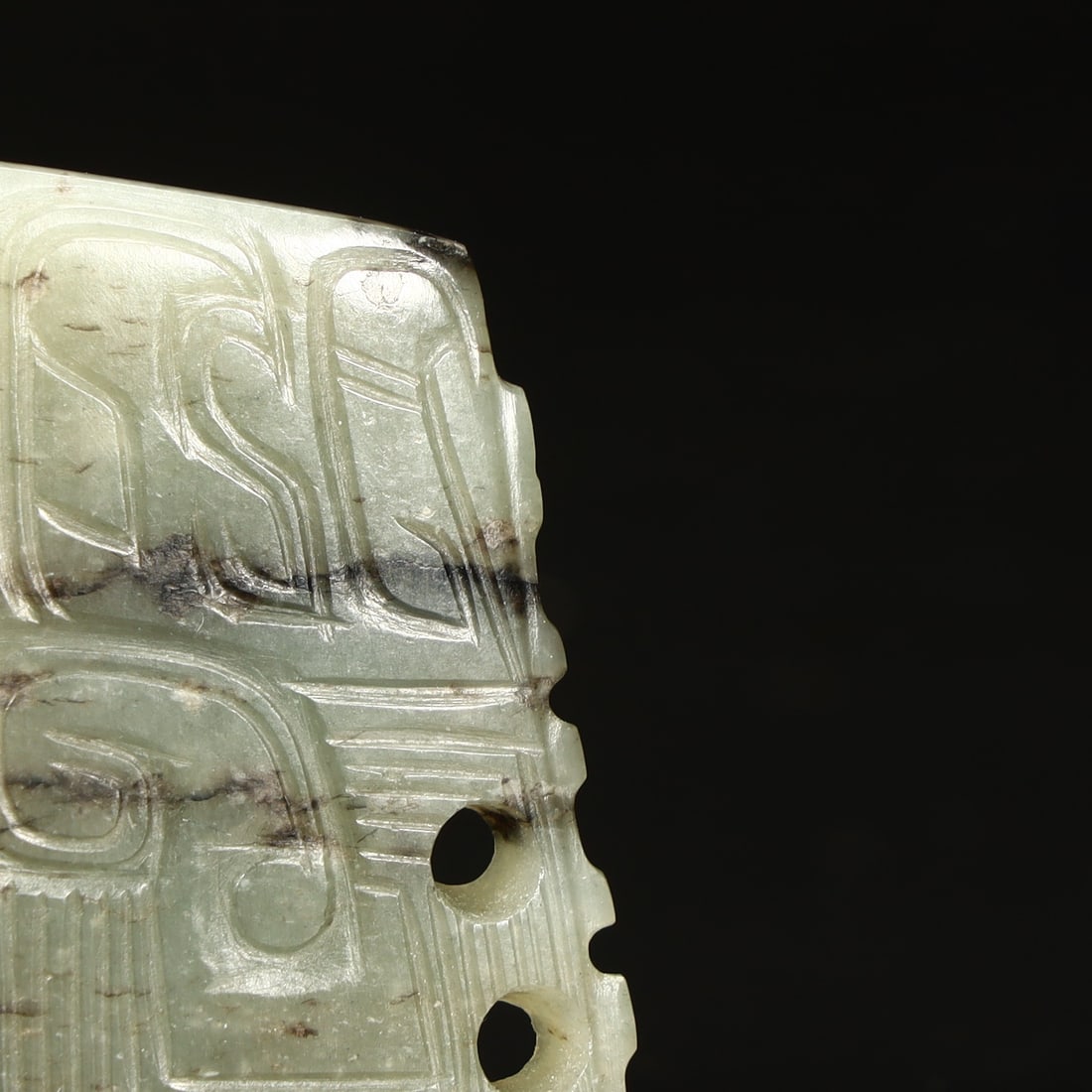 A jade relative with a beast face pattern - 8