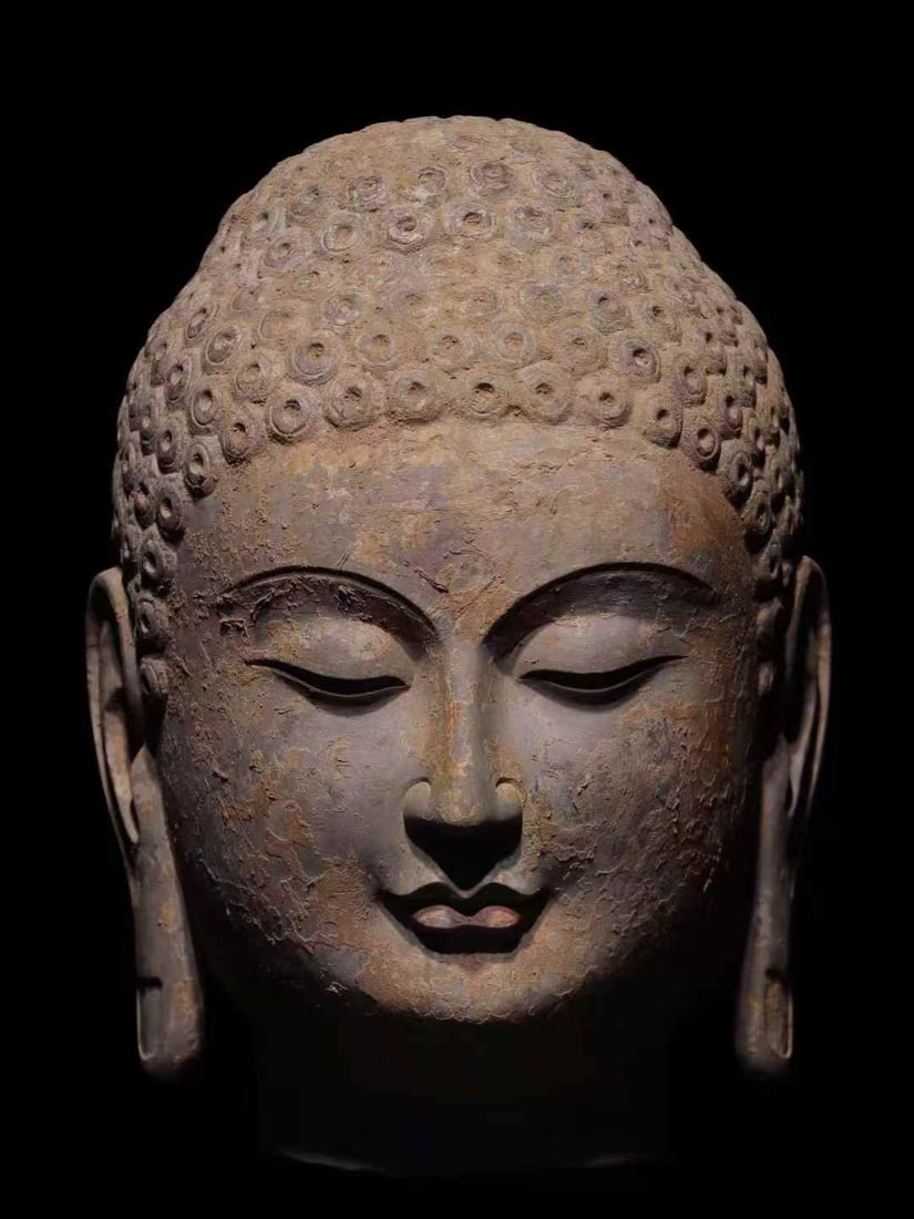 One piece of Shakyamuni Buddha head of the Northern Qi Dynasty (1 of 6)