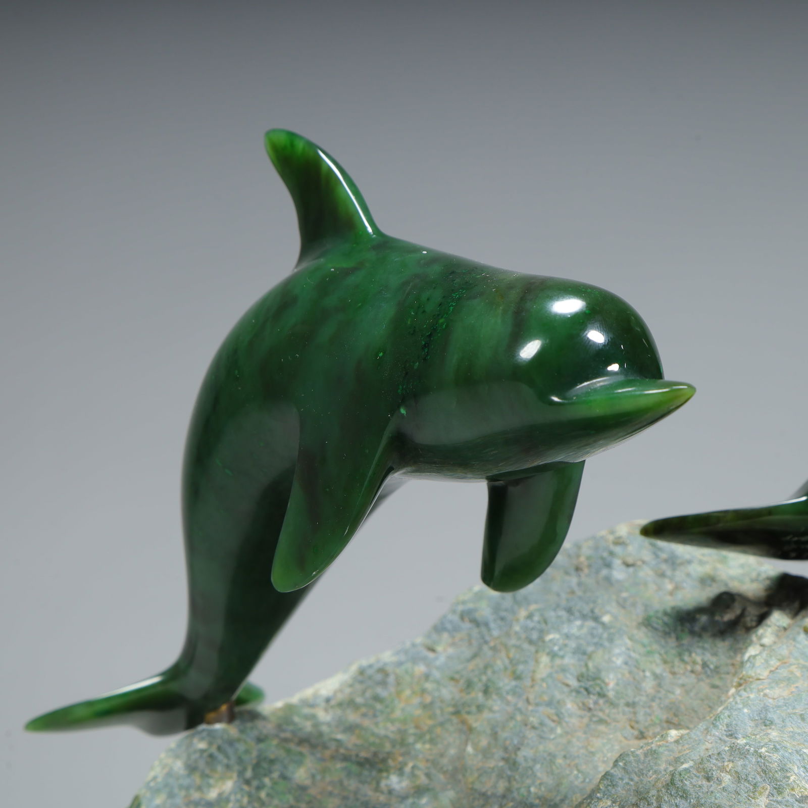 A jasper dolphin ornament - 7