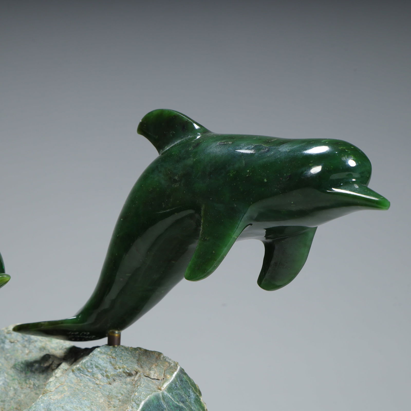 A jasper dolphin ornament - 8