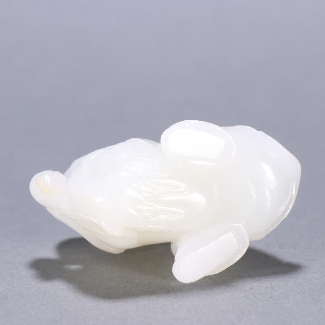 A Qing Dynasty Hetian jade boy carving - 8