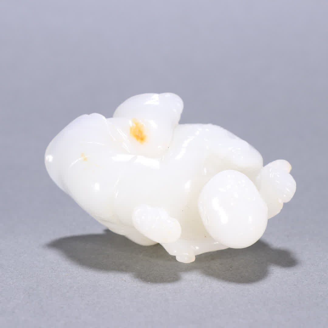 A Qing Dynasty Hetian jade boy carving - 9