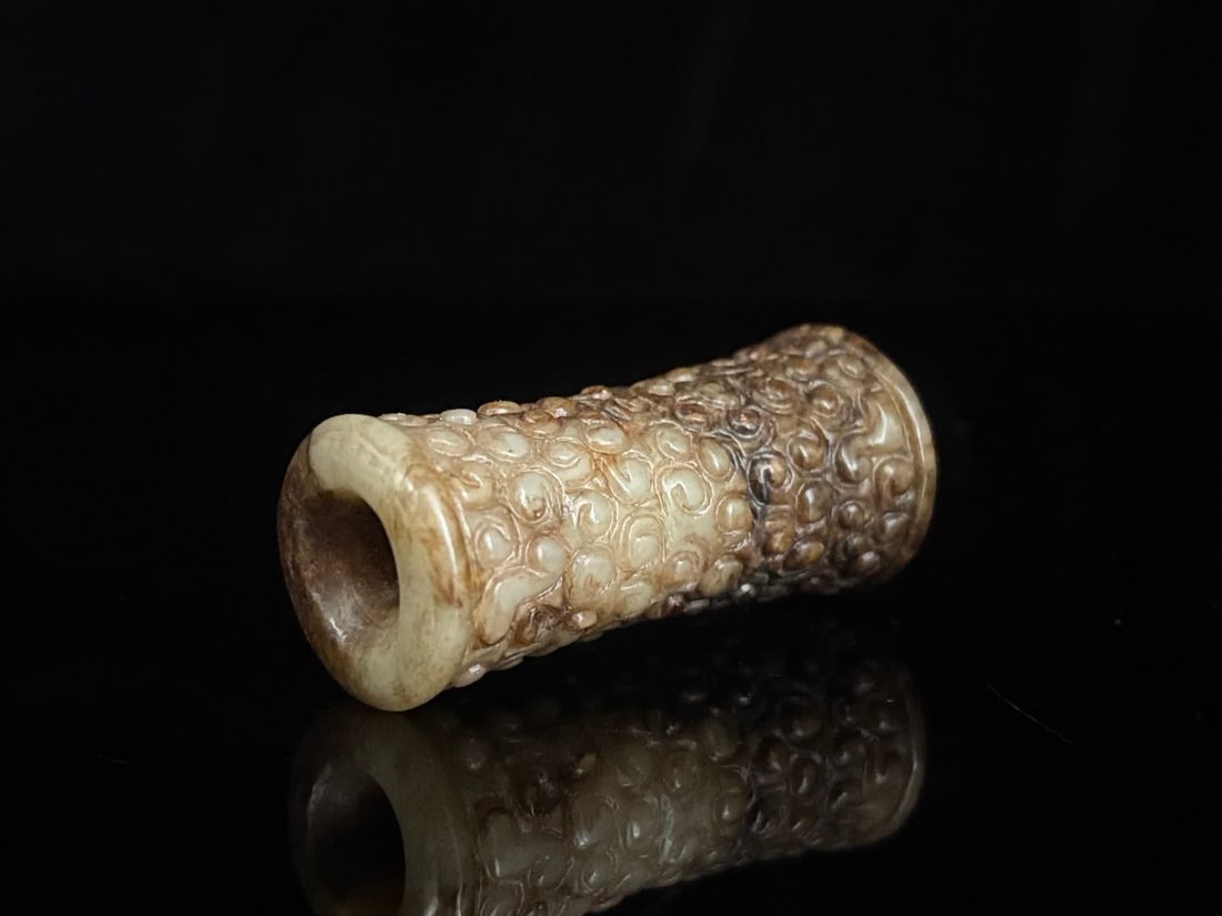 A Han Dynasty jade valley pattern jade pipe - 2