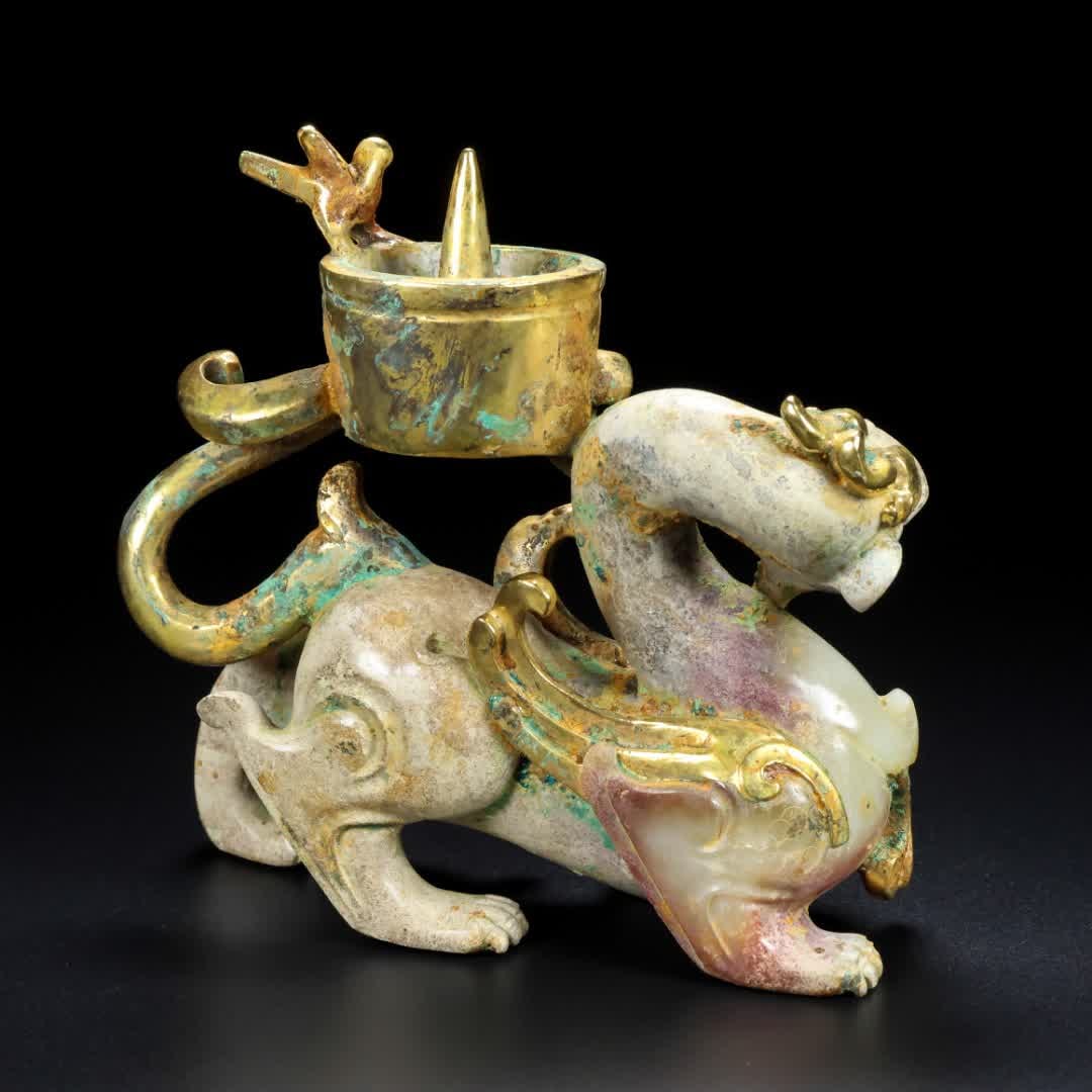 A Han Dynasty jade candlestick - 7