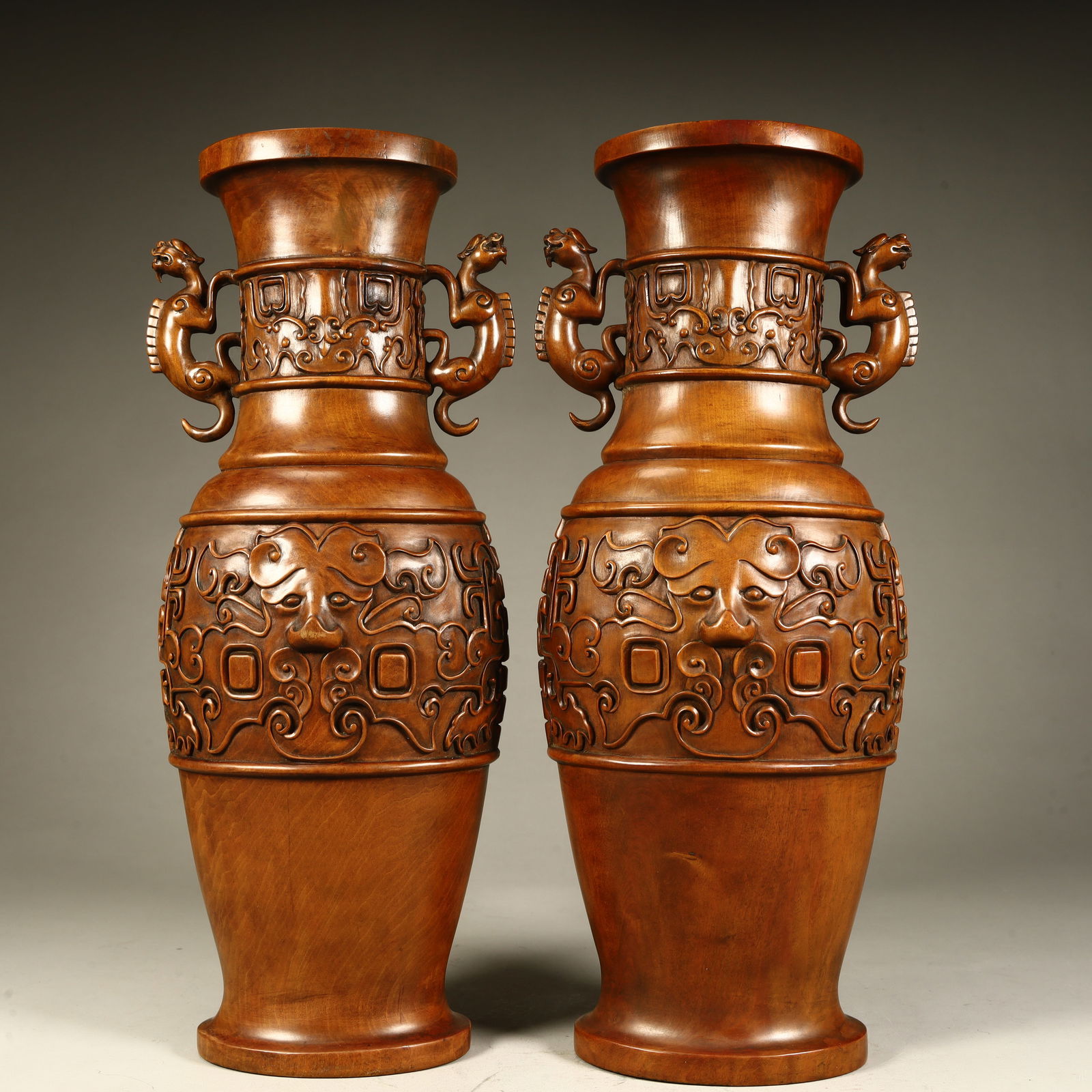 A Qing Dynasty boxwood carved antique animal face pattern dragon ear bottle (1 of 9)