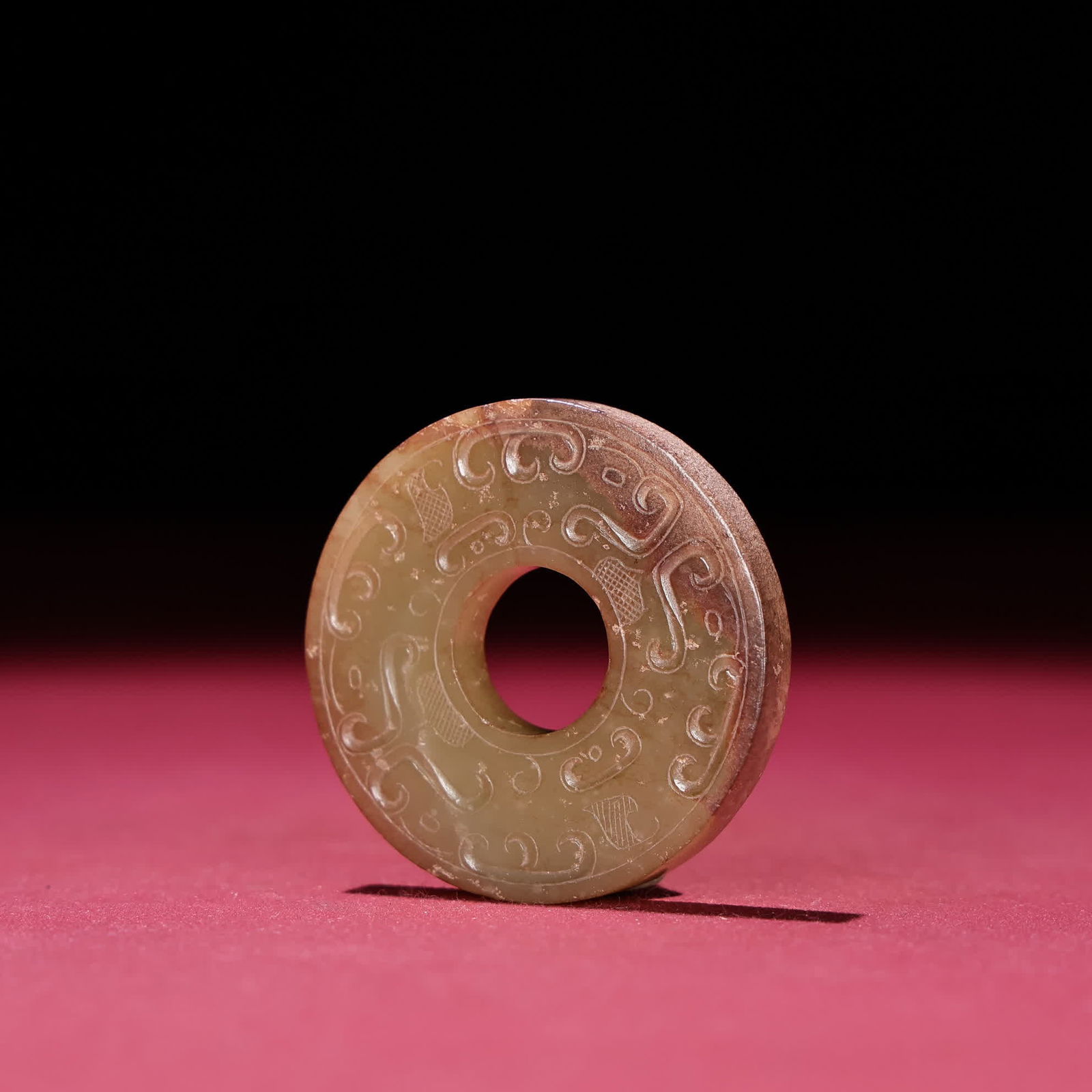 A Han Dynasty dragon pattern jade - 4