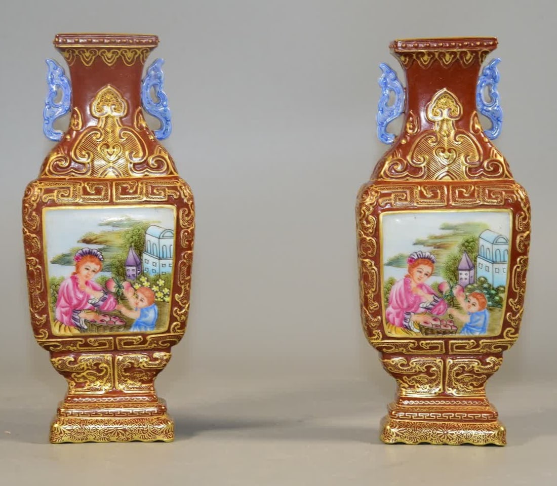 A pair of Qing Dynasty carved dragon alum red gilded dot work open window enamel color Western: Qing Dynasty carved dragon alum red gilded dot work open window enamel color Western figure picture binaural hanging bottle SIZE: H:17.8cm mouthD:4.3cm x2.6cm abdominalD:7.2cm x3.2cm Foot diameter