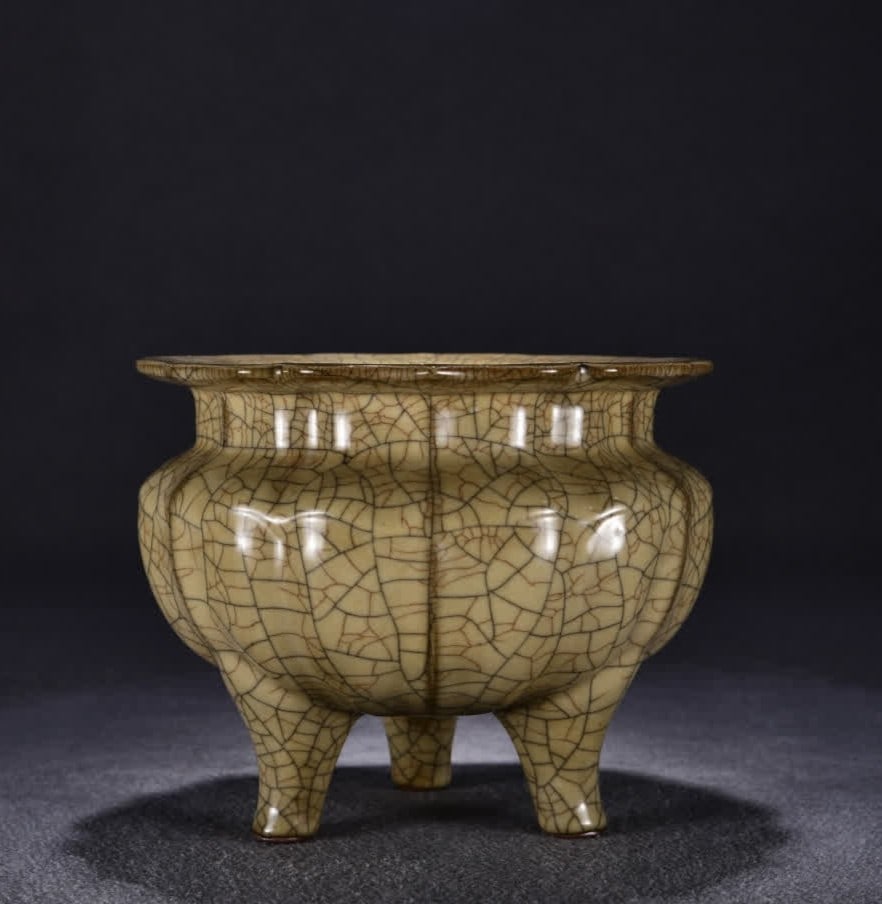 A Song official kiln beige glazed three-legged incense burner (1 of 9)