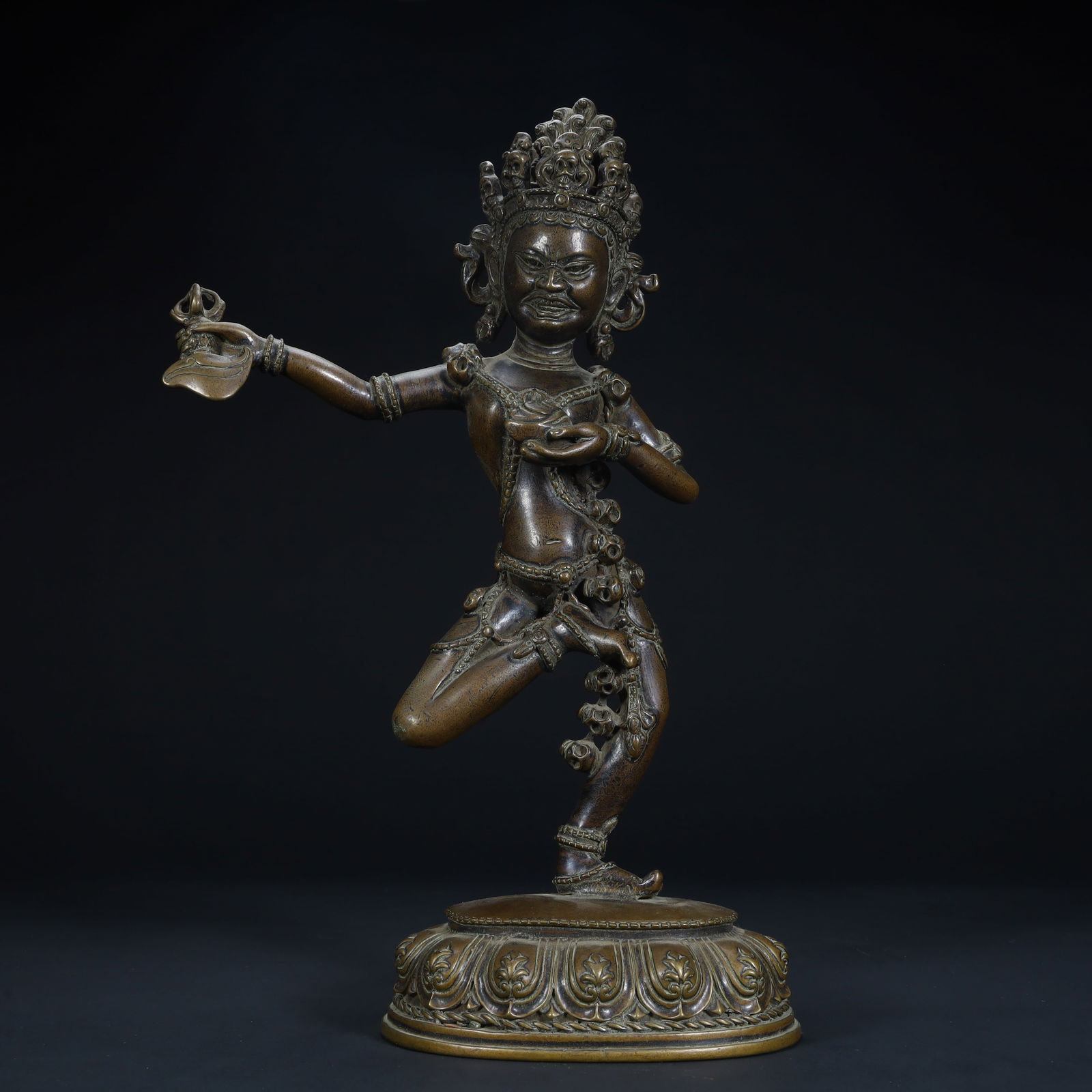 A bronze statue of the Mother of the King Kong of the Qing Dynasty: Qing Dynasty bronze Vajra Haimu statue SIZE: H:29cm L:18cm W:8.5cm W:1.7kg