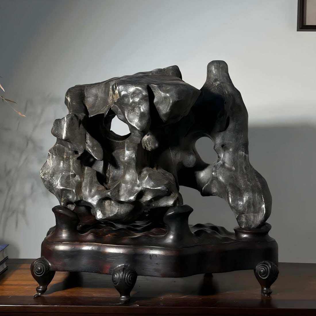 A Qing Dynasty Taihu Lake stone study ornament: Qing Dynasty Taihu Lake stone study ornaments SIZE: L:56cm H:48cm T:32cm