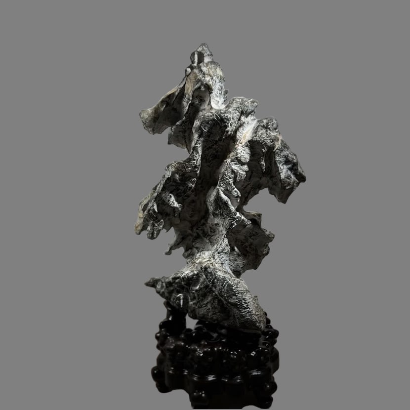 A Qing Dynasty Lingbi stone Qing study ornament (1 of 7)