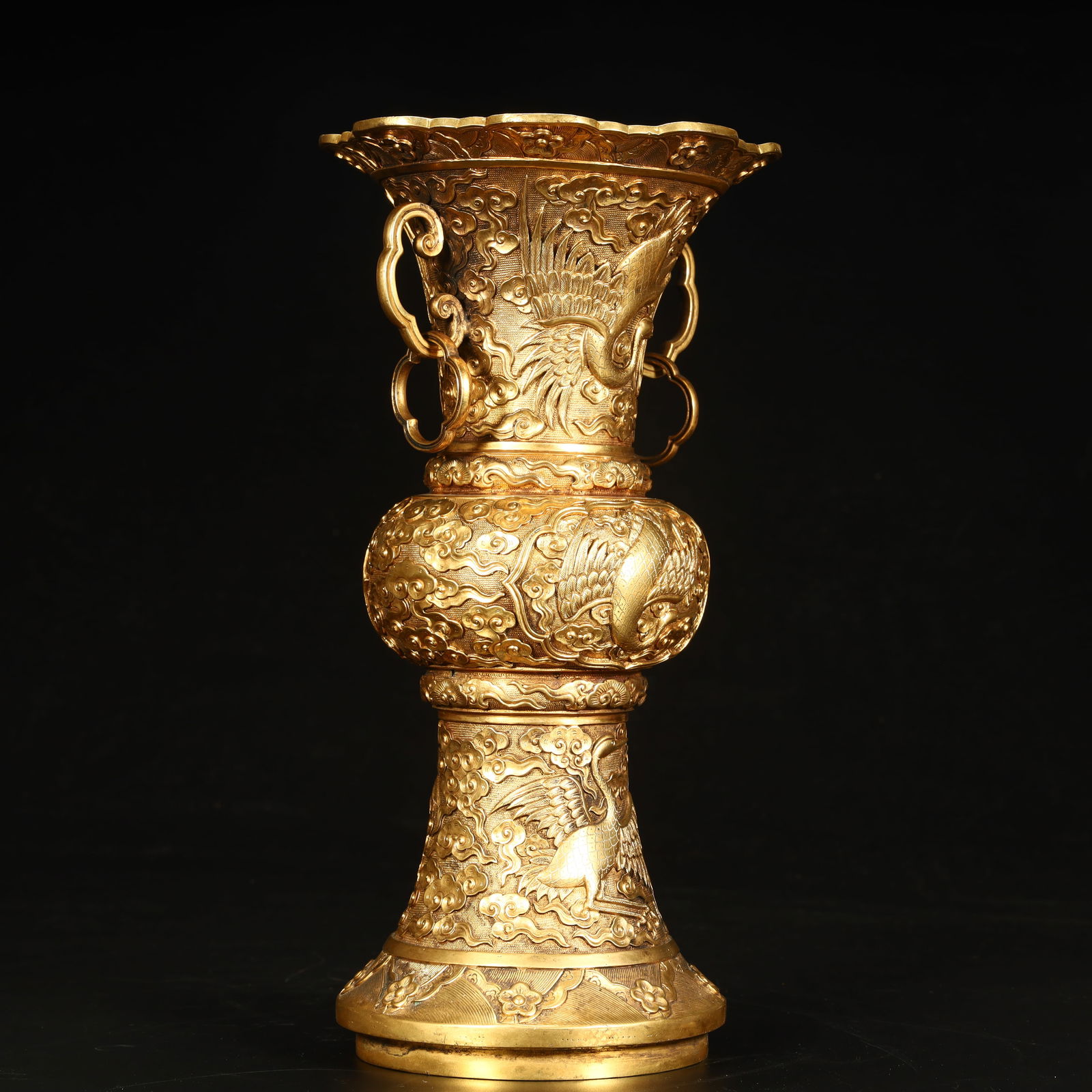 A Qing Dynasty copper-gilt cloud crane pattern amphora - 6