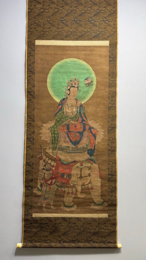 A Buddha statue of Jin Dashou: The Buddha statue of Jin Dashou SIZE: Core 59x132cm (Framed on silk)