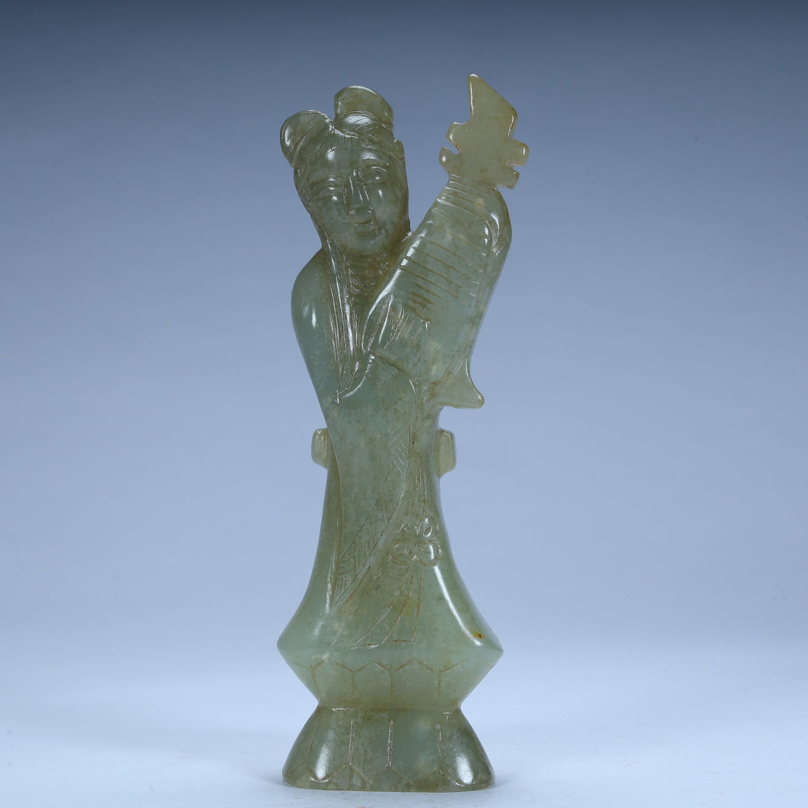 A Qing Dynasty Hetian jade lady ornament (1 of 11)