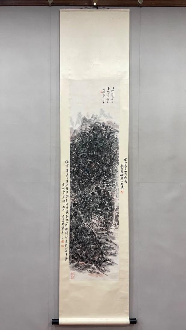 A landscape map of Huang Binhong: Huang Binhong's landscape map SIZE: Core 137x33cm (Vertical axis on paper, Zhang Daqian, Chu Le Sanji)